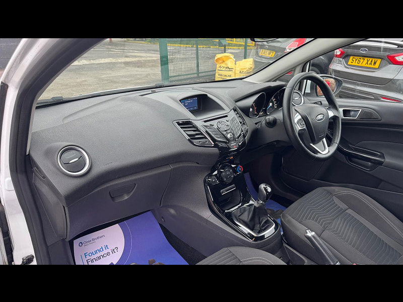 Ford Fiesta 1.0T EcoBoost Zetec Euro 6 (s/s) 3dr 3dr Manual 2025