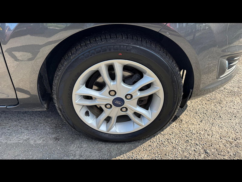 Ford Fiesta 1.0T EcoBoost Zetec Euro 6 (s/s) 5dr 5dr Manual 2026