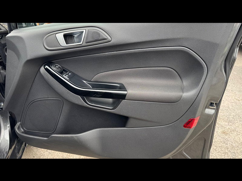 Ford Fiesta 1.0T EcoBoost Zetec Euro 6 (s/s) 5dr 5dr Manual 2025