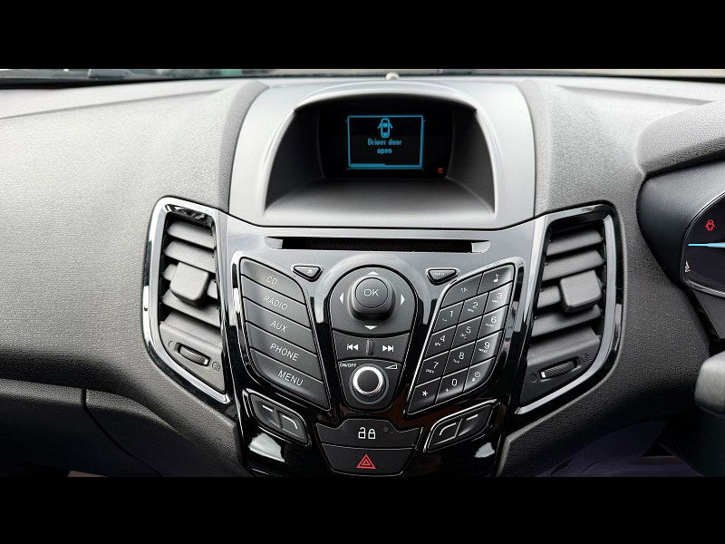 Ford Fiesta 1.0T EcoBoost Zetec Hatchback 5dr Petrol Manual Euro 5 (s/s) (100 ps) 5dr Manual 2026