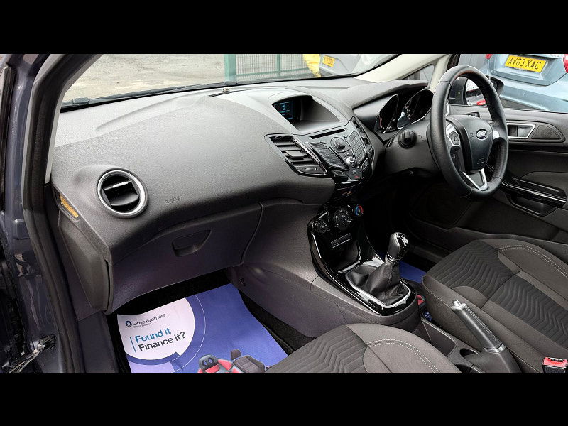 Ford Fiesta 1.0T EcoBoost Zetec Hatchback 5dr Petrol Manual Euro 5 (s/s) (100 ps) 5dr Manual 2026