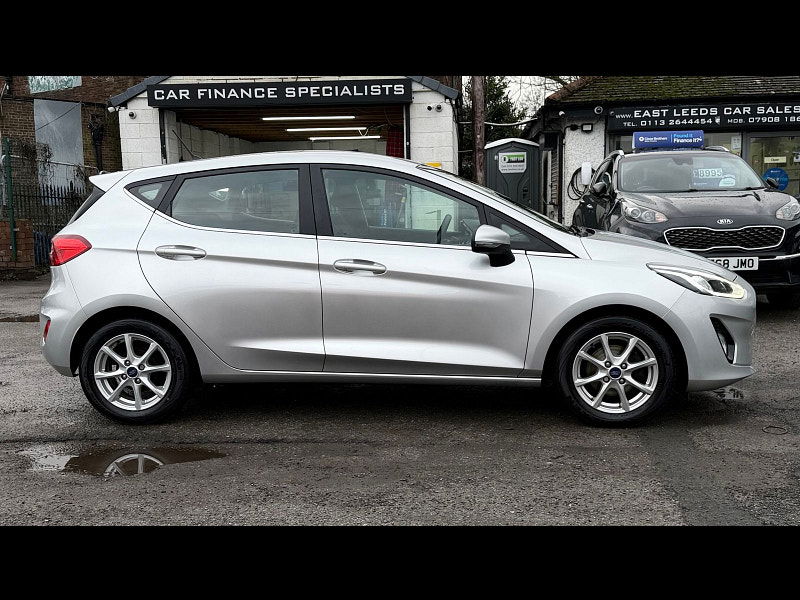 Ford Fiesta 1.0T EcoBoost Zetec Hatchback 5dr Petrol Manual Euro 6 (s/s) (100 ps) 5dr Manual 2026