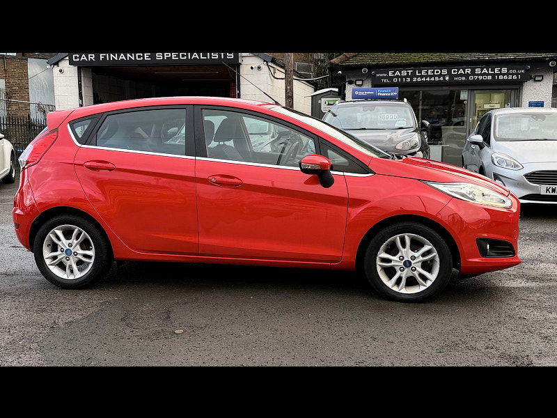 Ford Fiesta 1.0T EcoBoost Zetec Hatchback 5dr Petrol Manual Euro 6 (s/s) (100 ps) 5dr Manual 2026