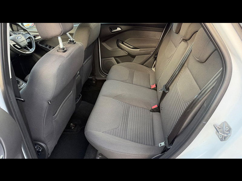 Ford Focus 1.0T EcoBoost Titanium Euro 6 (s/s) 5dr 5dr Manual 2025