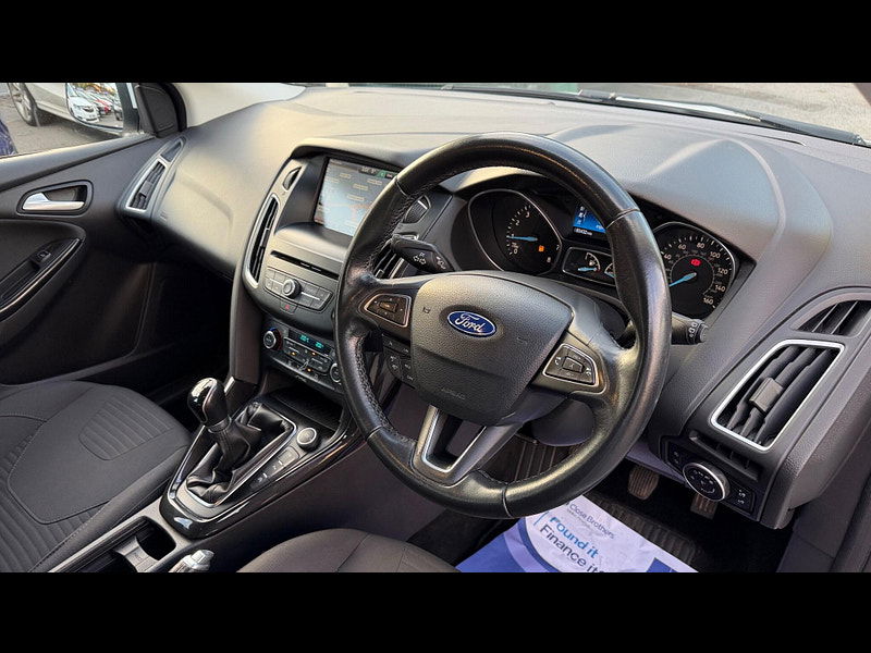 Ford Focus 1.0T EcoBoost Titanium Euro 6 (s/s) 5dr 5dr Manual 2025