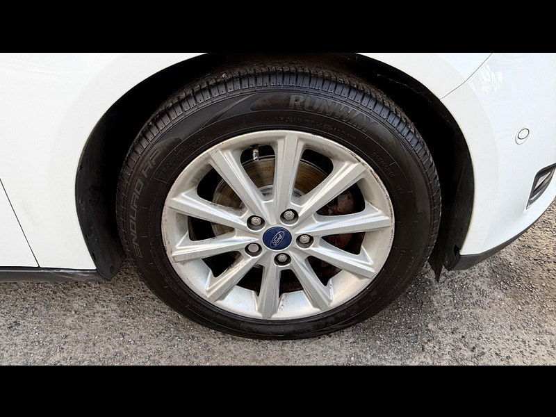 Ford Focus 1.0T EcoBoost Titanium Euro 6 (s/s) 5dr 5dr Manual 2025