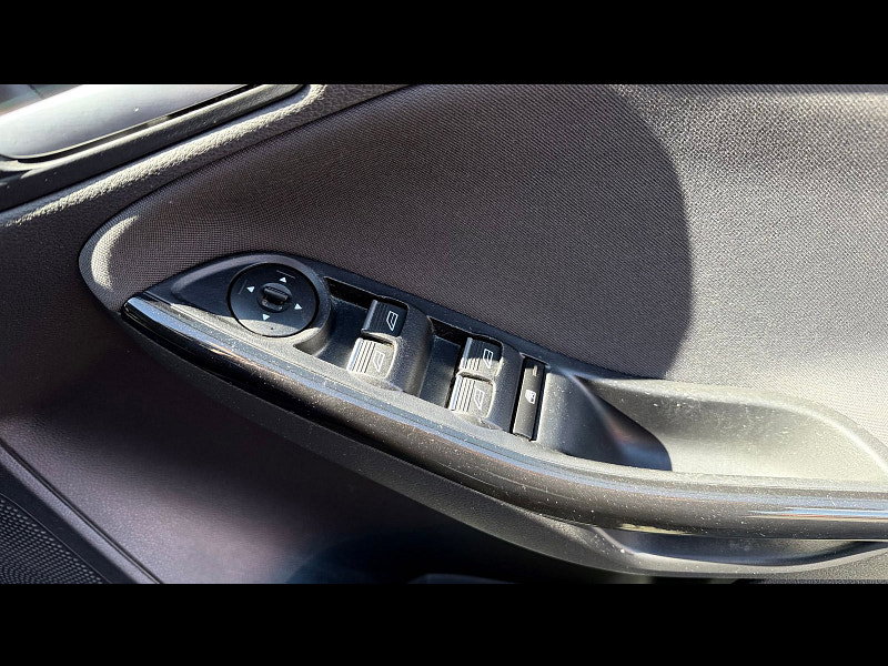 Ford Focus 1.0T EcoBoost Titanium Hatchback 5dr Petrol Manual Euro 6 (s/s) (125 ps) 5dr Manual 2026