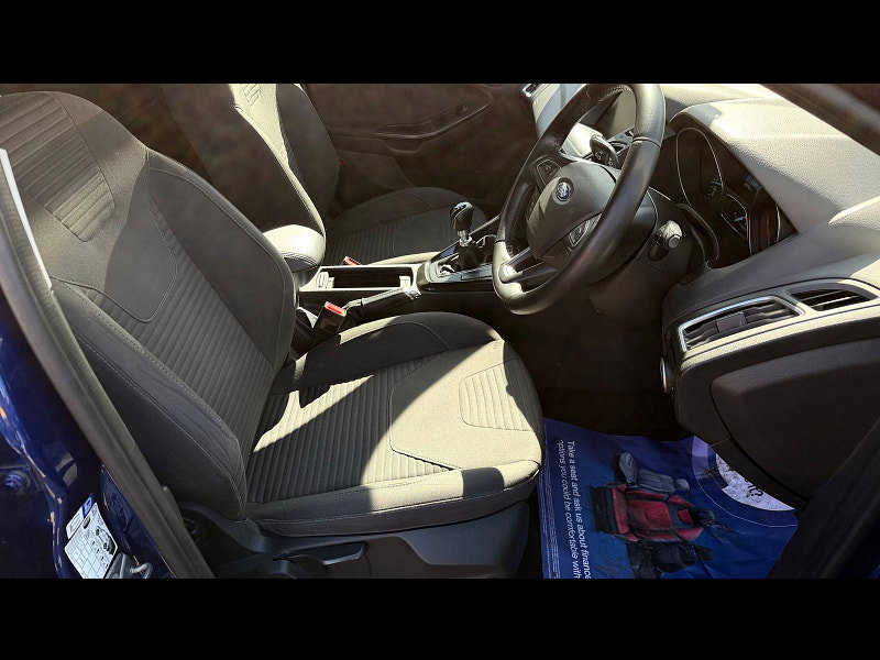 Ford Focus 1.0T EcoBoost Titanium Hatchback 5dr Petrol Manual Euro 6 (s/s) (125 ps) 5dr Manual 2026