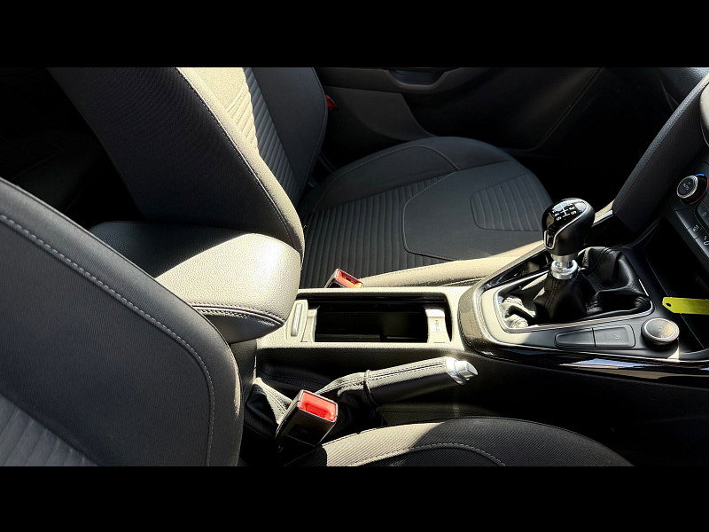 Ford Focus 1.0T EcoBoost Titanium Hatchback 5dr Petrol Manual Euro 6 (s/s) (125 ps) 5dr Manual 2026