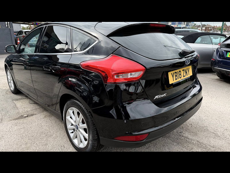 Ford Focus 1.0T EcoBoost Titanium Hatchback 5dr Petrol Manual Euro 6 (s/s) (125 ps) 5dr Manual 2026