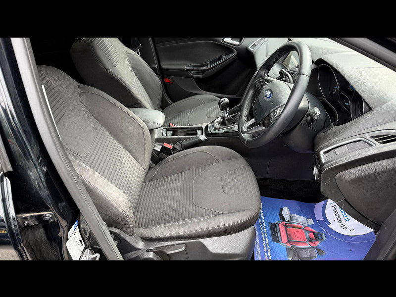 Ford Focus 1.0T EcoBoost Titanium Hatchback 5dr Petrol Manual Euro 6 (s/s) (125 ps) 5dr Manual 2026