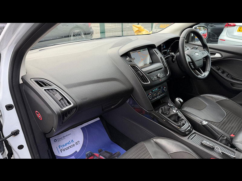 Ford Focus 1.0T EcoBoost Titanium X Euro 6 (s/s) 5dr 5dr Manual 2025