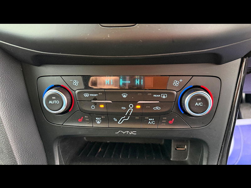 Ford Focus 1.0T EcoBoost Titanium X Euro 6 (s/s) 5dr 5dr Manual 2025