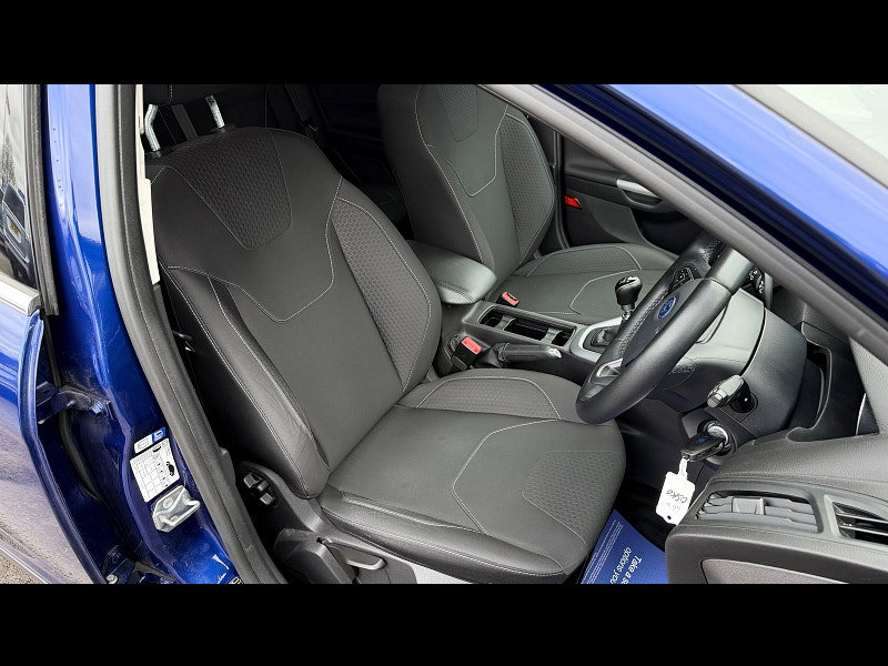 Ford Focus 1.0T EcoBoost Zetec Edition Estate 5dr Petrol Manual Euro 6 (s/s) (125 ps) 5dr Manual 2026