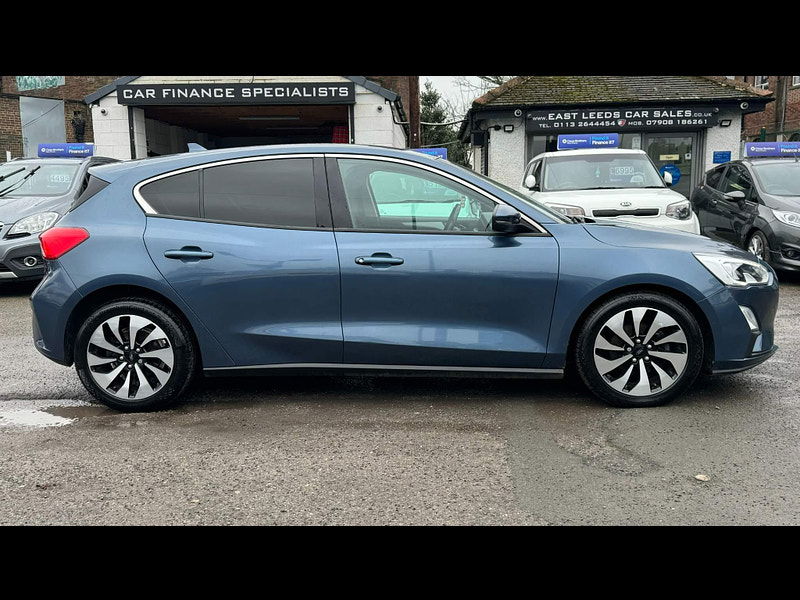 Ford Focus 1.0T EcoBoost Zetec Euro 6 (s/s) 5dr 5dr Manual 2025