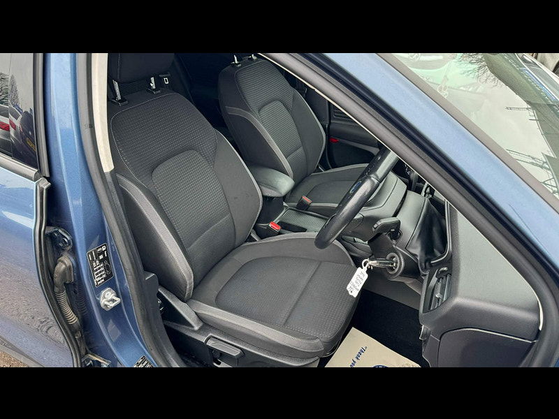 Ford Focus 1.0T EcoBoost Zetec Euro 6 (s/s) 5dr 5dr Manual 2025