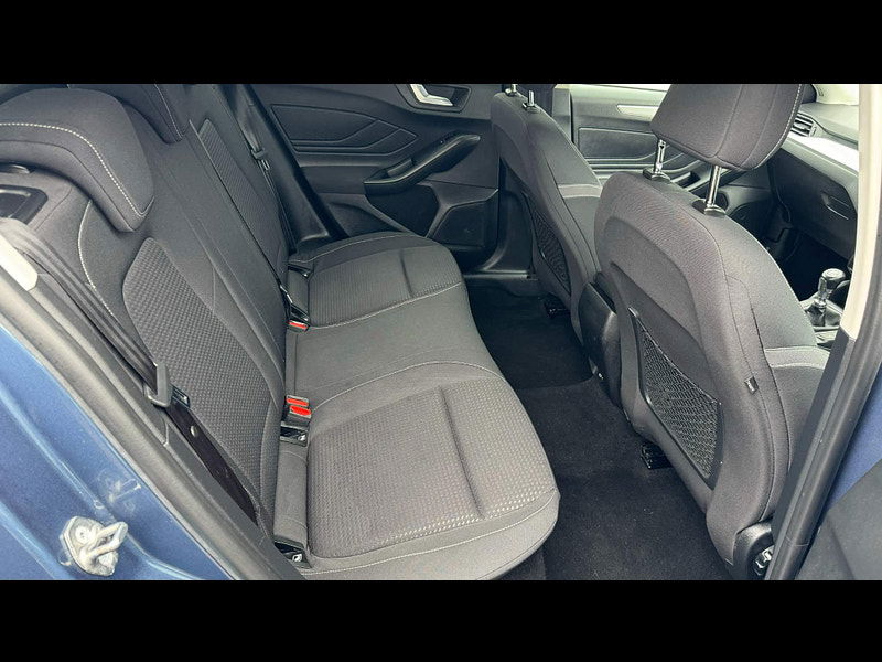 Ford Focus 1.0T EcoBoost Zetec Euro 6 (s/s) 5dr 5dr Manual 2025