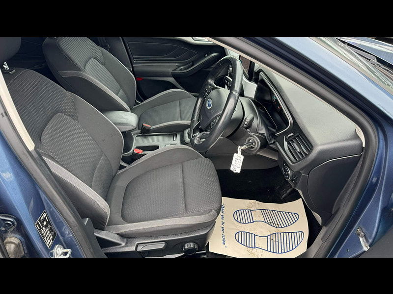 Ford Focus 1.0T EcoBoost Zetec Euro 6 (s/s) 5dr 5dr Manual 2025