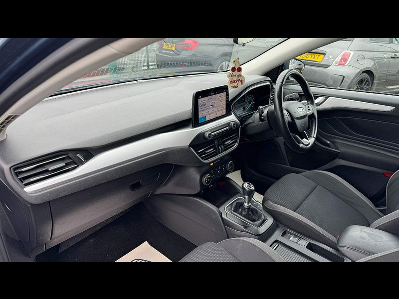Ford Focus 1.0T EcoBoost Zetec Euro 6 (s/s) 5dr 5dr Manual 2025