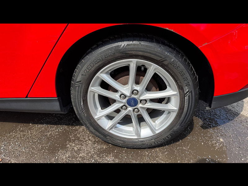 Ford Focus 1.0T EcoBoost Zetec Euro 6 (s/s) 5dr 5dr Manual 2025
