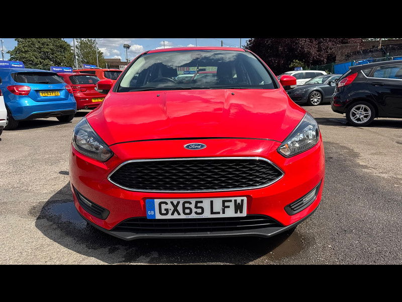 Ford Focus 1.0T EcoBoost Zetec Euro 6 (s/s) 5dr 5dr Manual 2025