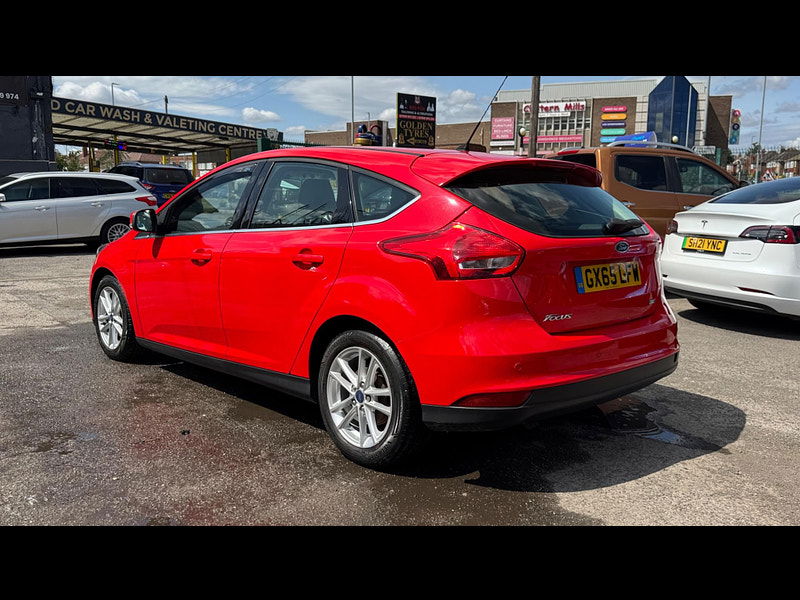 Ford Focus 1.0T EcoBoost Zetec Euro 6 (s/s) 5dr 5dr Manual 2025