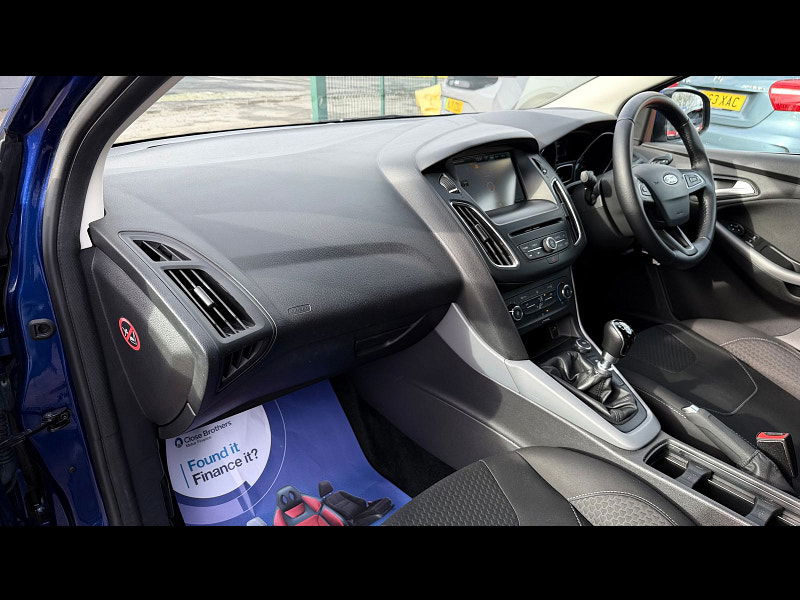 Ford Focus 1.0T EcoBoost Zetec Hatchback 5dr Petrol Manual Euro 6 (s/s) (125 ps) 5dr Manual 2026