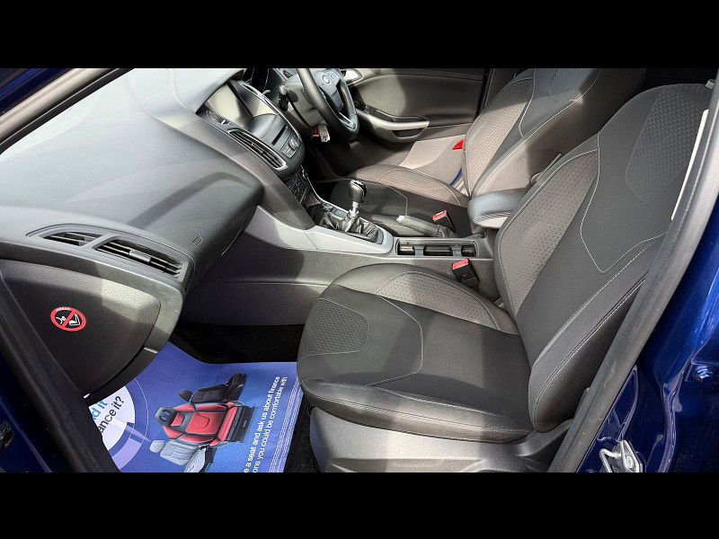 Ford Focus 1.0T EcoBoost Zetec Hatchback 5dr Petrol Manual Euro 6 (s/s) (125 ps) 5dr Manual 2026