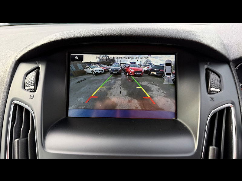 Ford Focus 1.0T EcoBoost Zetec Hatchback 5dr Petrol Manual Euro 6 (s/s) (125 ps) 5dr Manual 2026