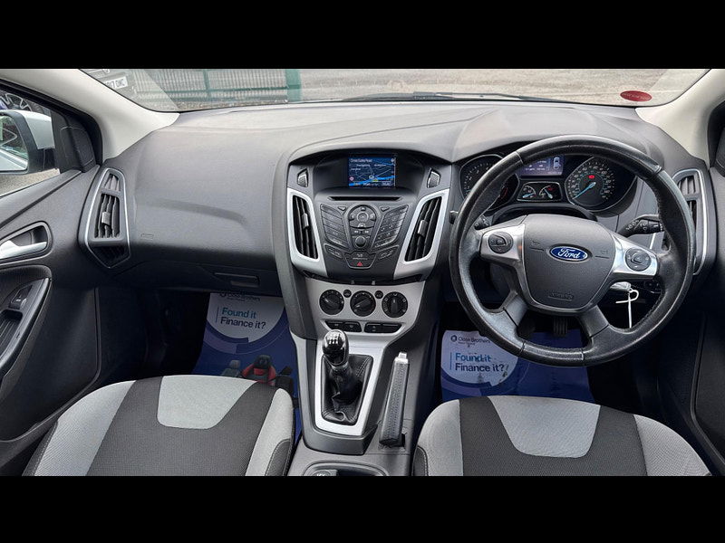 Ford Focus 1.0T EcoBoost Zetec Navigator Euro 5 (s/s) 5dr 5dr Manual 2025