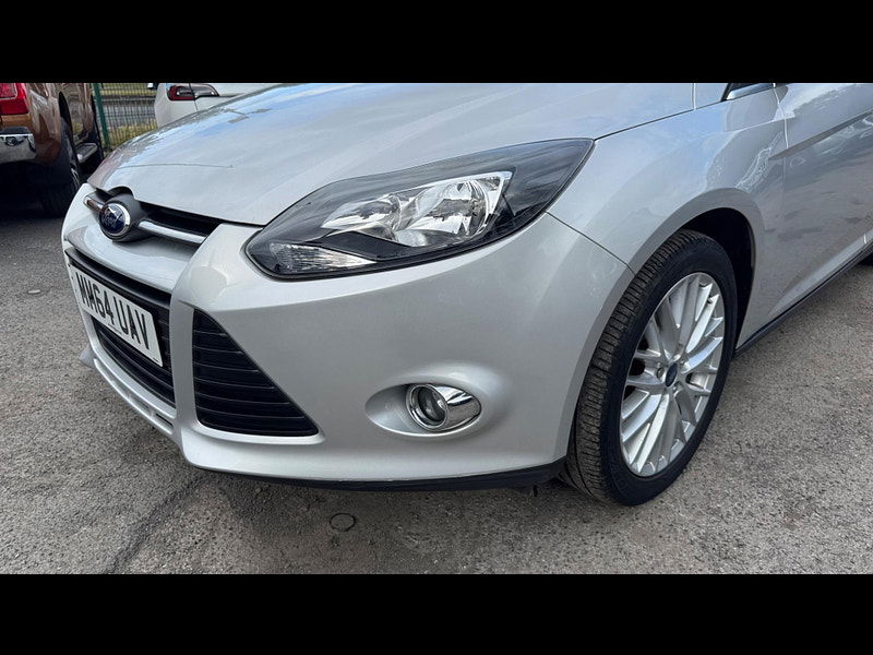 Ford Focus 1.0T EcoBoost Zetec Navigator Euro 5 (s/s) 5dr 5dr Manual 2025