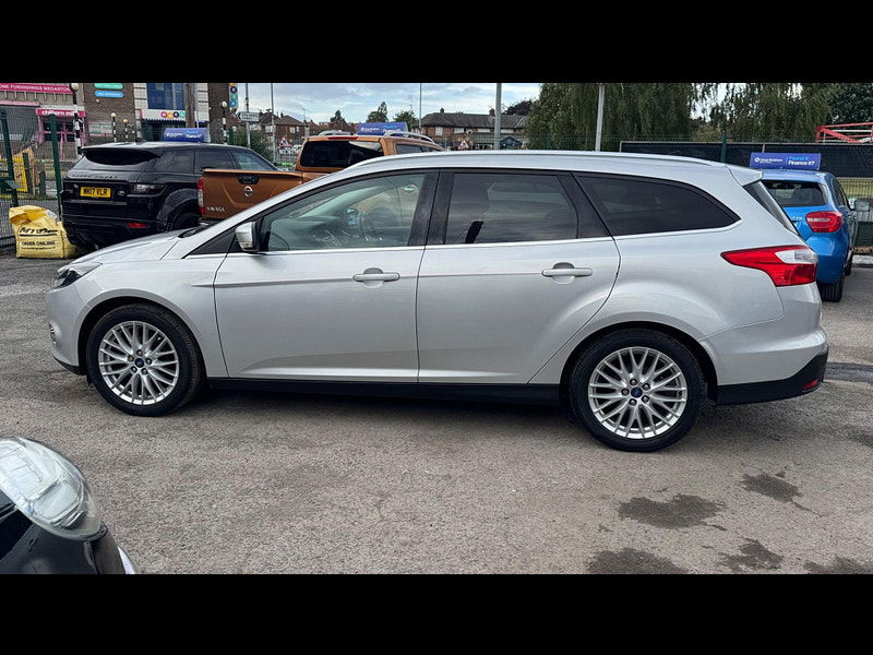 Ford Focus 1.0T EcoBoost Zetec Navigator Euro 5 (s/s) 5dr 5dr Manual 2025