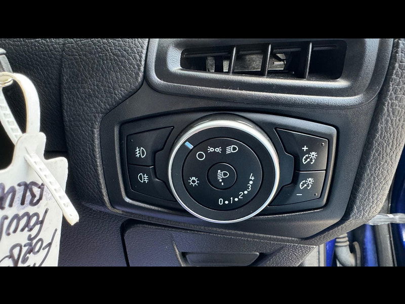 Ford Focus 1.5 TDCi Zetec Euro 6 (s/s) 5dr 5dr Manual 2025