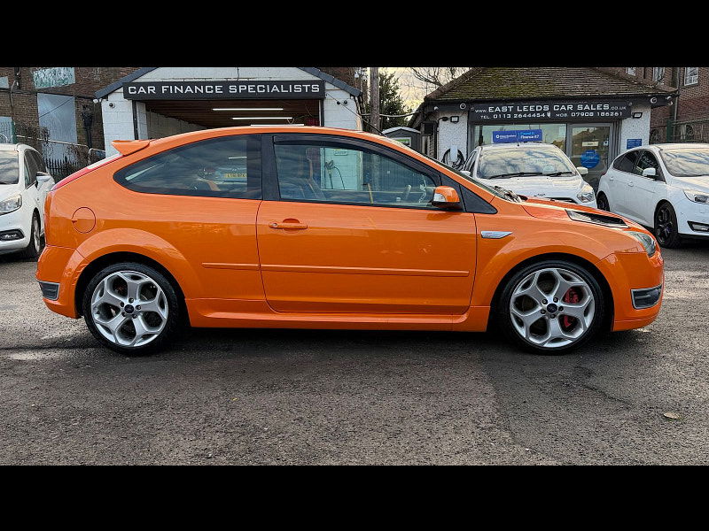 Ford Focus 2.5 SIV ST-2 Hatchback 3dr Petrol Manual (224 g/km, 221 bhp) 3dr Manual 2026