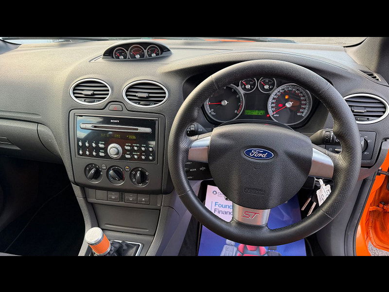 Ford Focus 2.5 SIV ST-2 Hatchback 3dr Petrol Manual (224 g/km, 221 bhp) 3dr Manual 2026