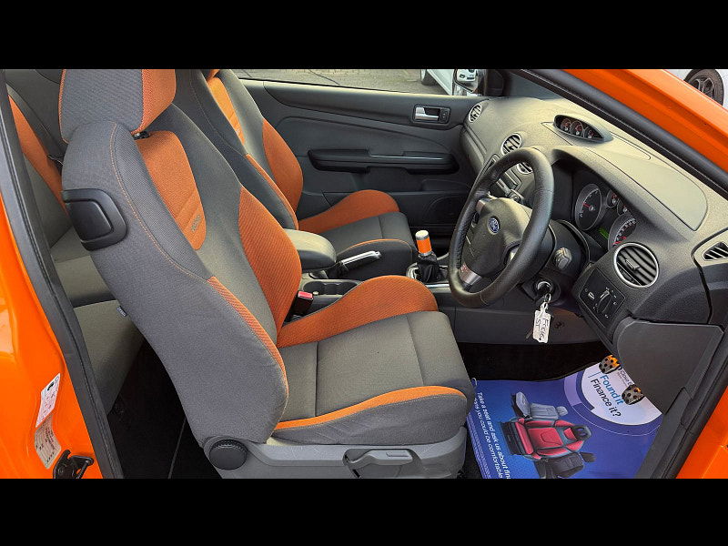 Ford Focus 2.5 SIV ST-2 Hatchback 3dr Petrol Manual (224 g/km, 221 bhp) 3dr Manual 2026