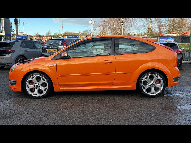 Ford Focus 2.5 SIV ST-2 Hatchback 3dr Petrol Manual (224 g/km, 221 bhp) 3dr Manual 2026