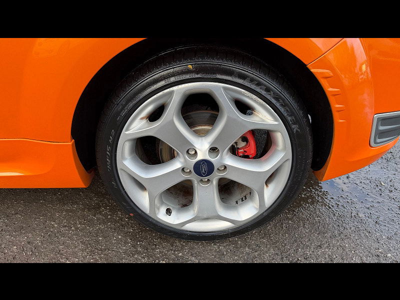 Ford Focus 2.5 SIV ST-2 Hatchback 3dr Petrol Manual (224 g/km, 221 bhp) 3dr Manual 2026