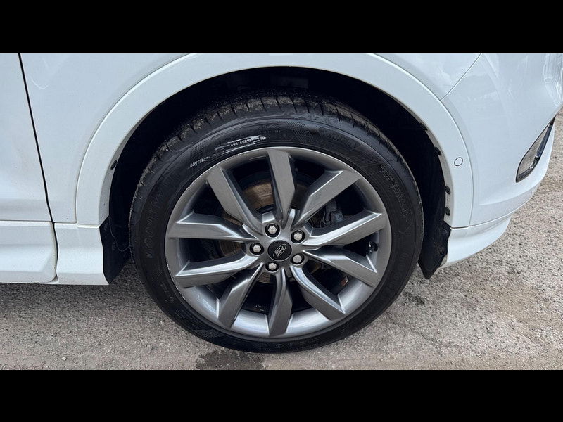 Ford Kuga 1.5T EcoBoost ST-Line Euro 6 (s/s) 5dr 5dr Manual 2025
