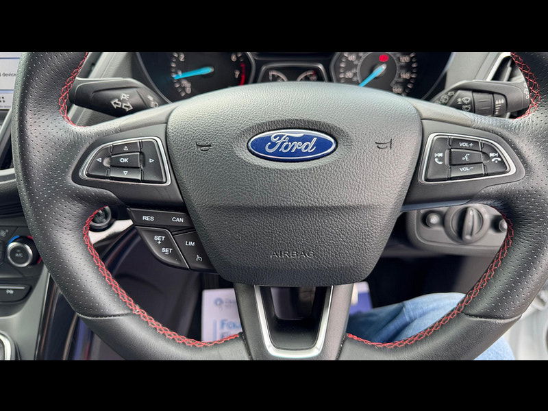 Ford Kuga 1.5T EcoBoost ST-Line Euro 6 (s/s) 5dr 5dr Manual 2025