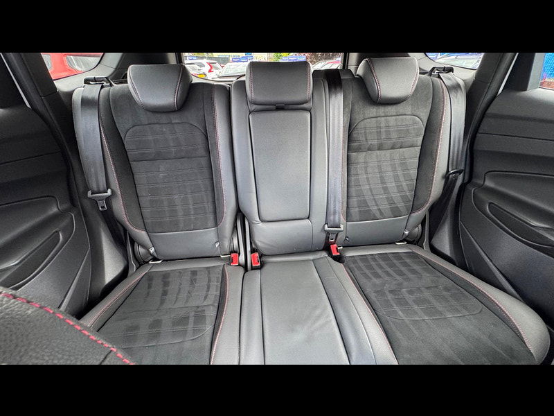 Ford Kuga 1.5T EcoBoost ST-Line Euro 6 (s/s) 5dr 5dr Manual 2025