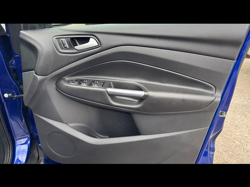 Ford Kuga 2.0 TDCi Titanium 2WD Euro 6 (s/s) 5dr 5dr Manual 2025