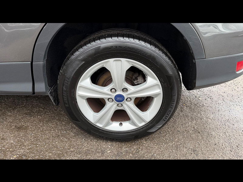 Ford Kuga 2.0 TDCi Zetec 2WD Euro 5 5dr 5dr Manual 2025