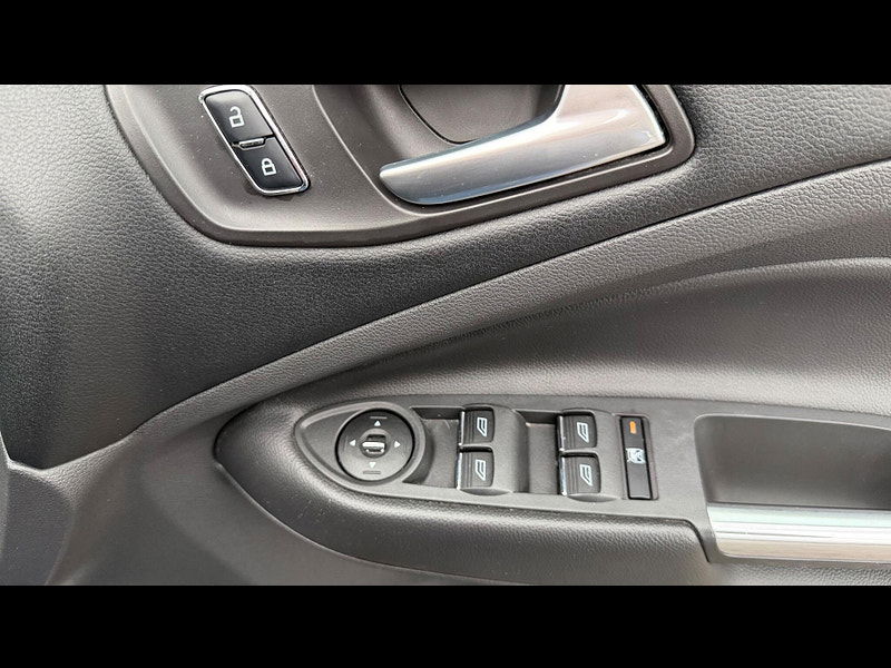 Ford Kuga 2.0 TDCi Zetec 2WD Euro 5 5dr 5dr Manual 2025