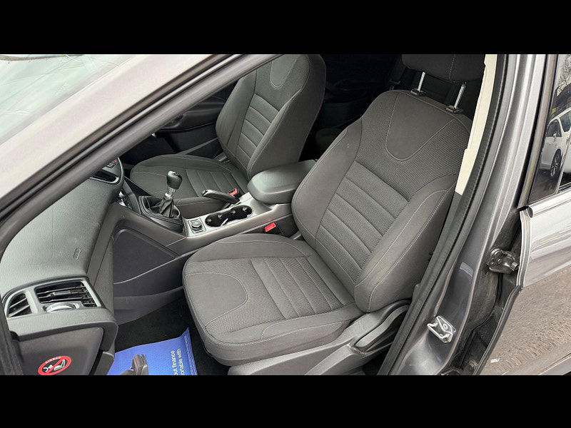 Ford Kuga 2.0 TDCi Zetec 2WD Euro 5 5dr 5dr Manual 2025