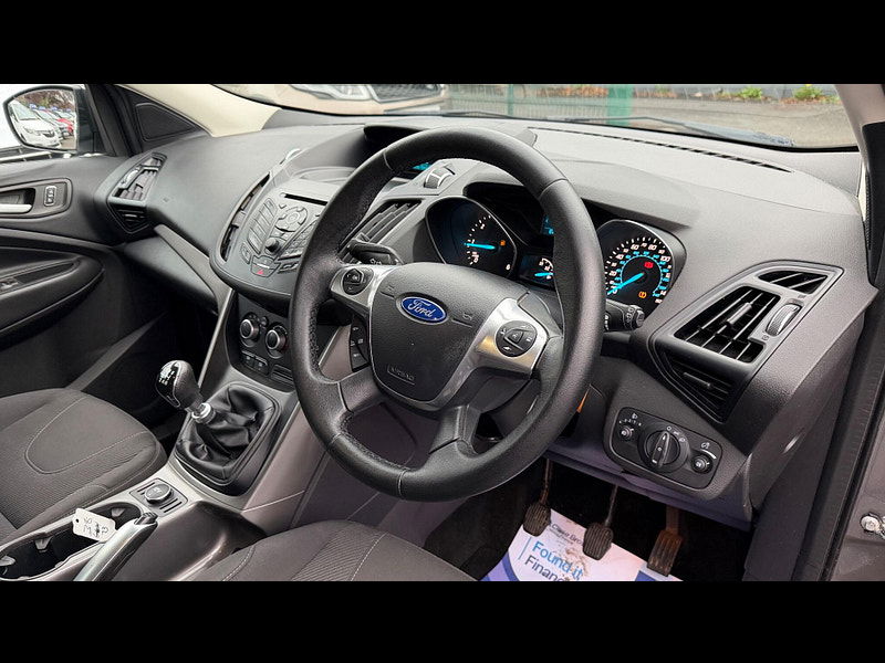 Ford Kuga 2.0 TDCi Zetec 2WD Euro 5 5dr 5dr Manual 2025