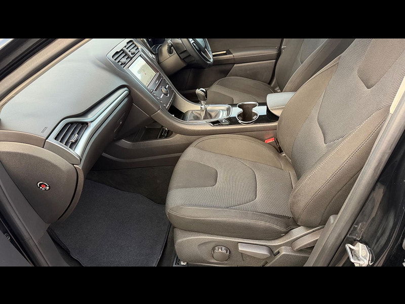 Ford Mondeo 1.5 TDCi ECOnetic Titanium Euro 6 (s/s) 5dr 5dr Manual 2025