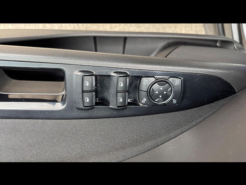 Ford Mondeo 2.0 TDCi ST-Line Euro 6 (s/s) 5dr 5dr Manual 2025