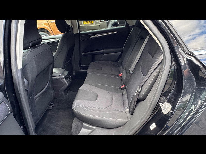 Ford Mondeo 2.0 TDCi Titanium Euro 6 (s/s) 5dr 5dr Manual 2025