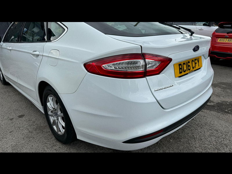 Ford Mondeo 2.0 TDCi Zetec Euro 6 (s/s) 5dr 5dr Manual 2024